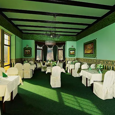Lovecký Zámeček Orion Hotel 3*
