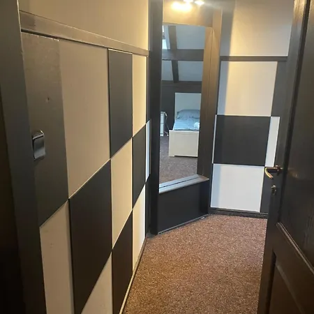 Lovecký Zámeček Orion 3* Liberec