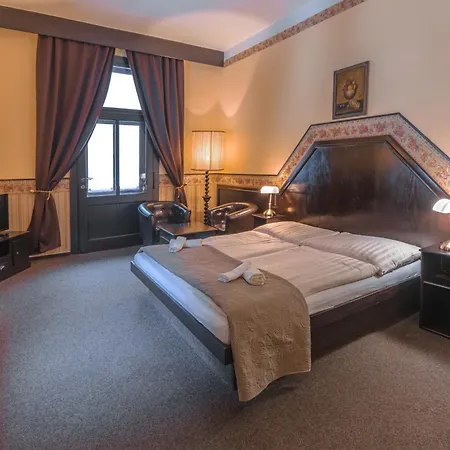 Lovecký Zámeček Orion Hotel 3*