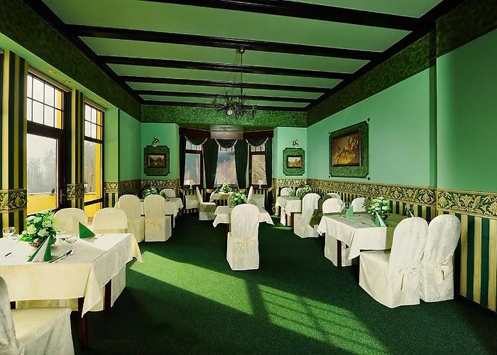 Lovecky Zamecek Orion Hotel 3*