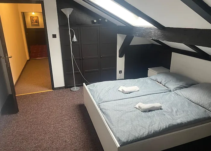 Hotel Lovecky Zamecek Orion